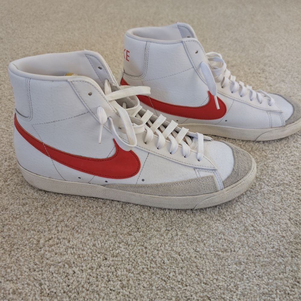 Nike Orange Blazers - Picture 2 of 4